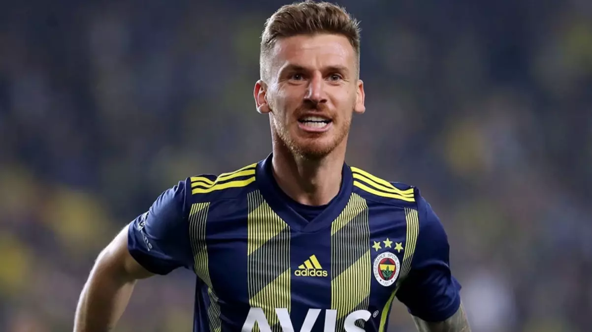 Serdar Aziz’in paylaşımı Fenerbahçelileri deli etti